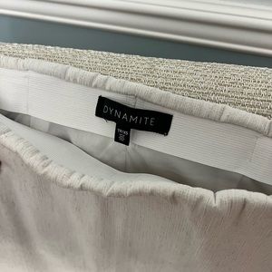 Dynamite brand XS skirt white barely worn in very good condition